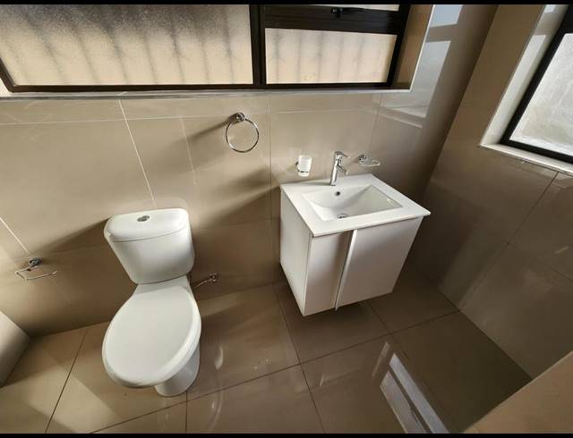 2 BEDROOM PROPERTY TO RENT IN UNIVERSITY ESTATE